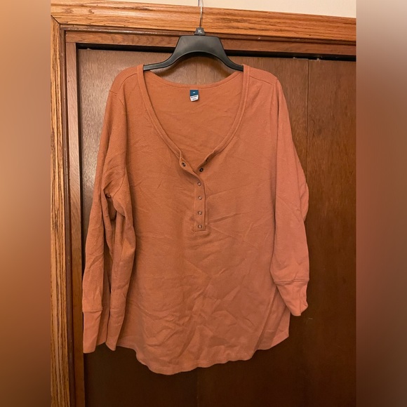 Dusty Salmon colored Henley waffle long sleeve top - Picture 1 of 3